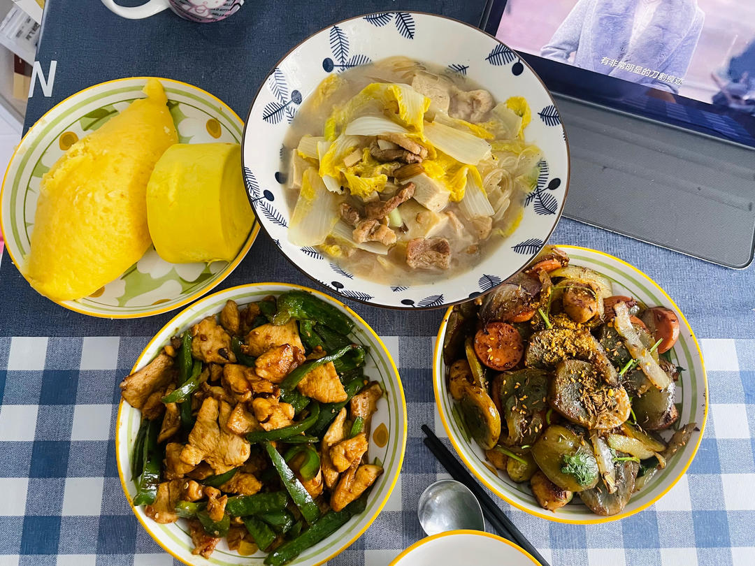 大白菜炖冻豆腐