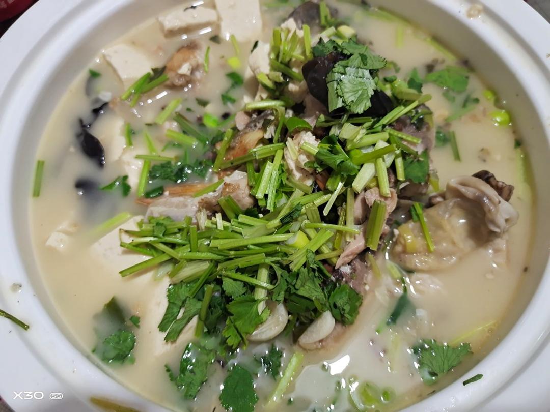 奶白鲫鱼汤，很多人第一步就错了