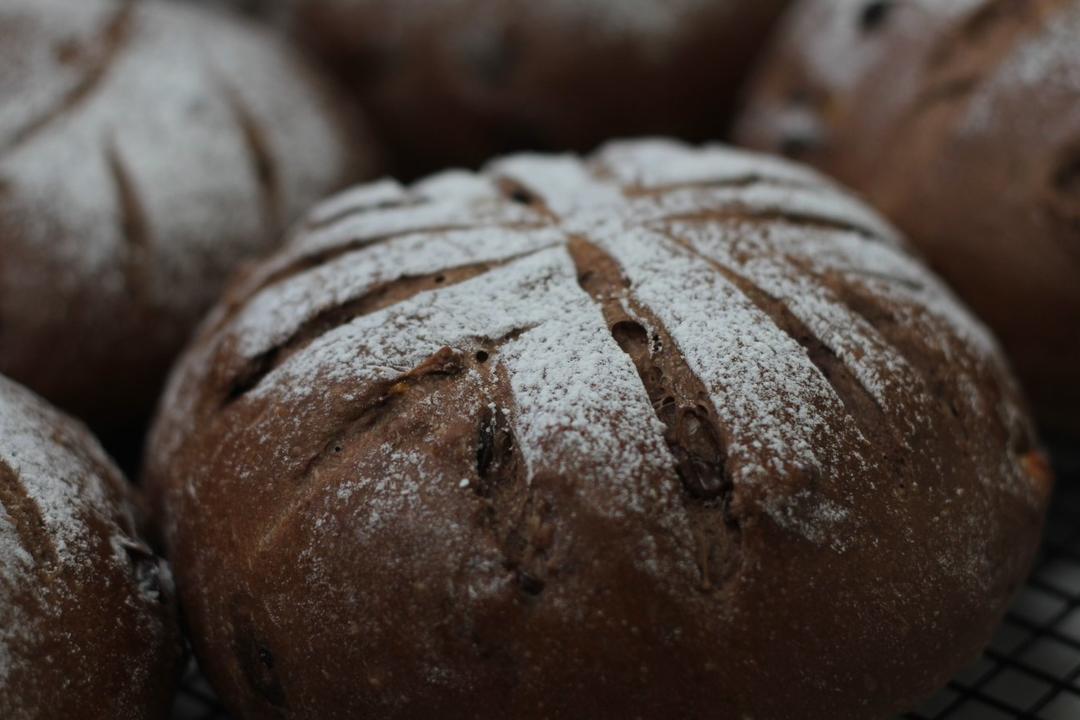 黑胖子 波兰种黑糖全麦巧克力软欧