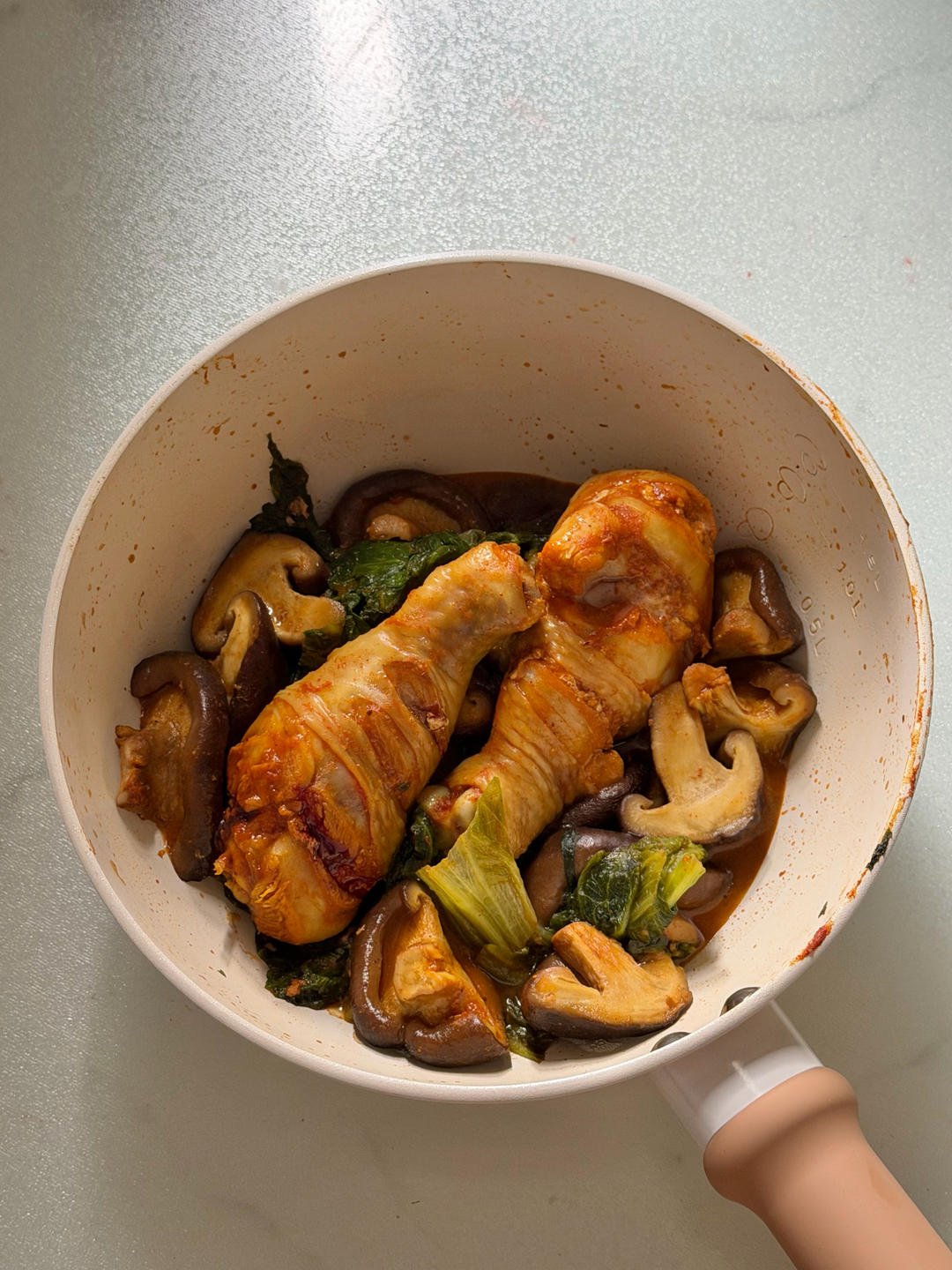 【美味焖菜】无水无油蔬菜菌菇焖鸡腿肉（零失败、快速、美味、低脂低卡）