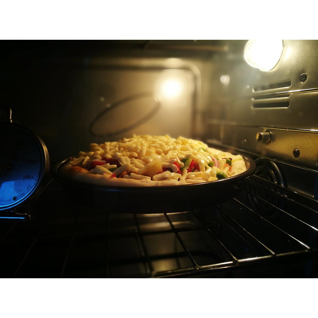 8寸纯手工什锦披萨