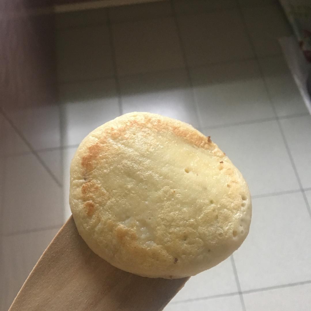 8月+宝宝辅食                                                                    香蕉鸡蛋松饼