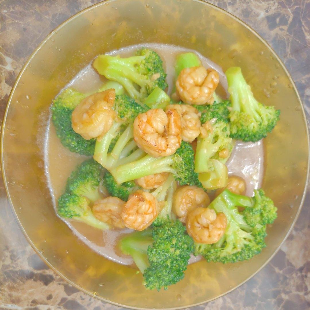 虾仁炒西兰花