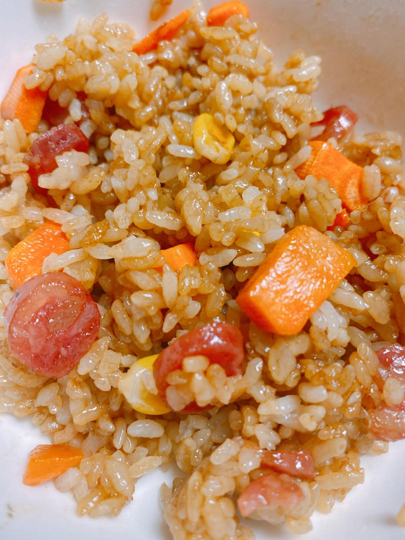 腊肠炒饭