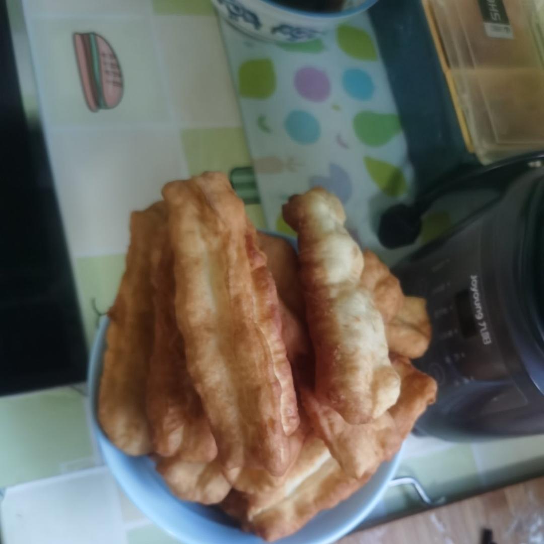 自制蓬松油条
