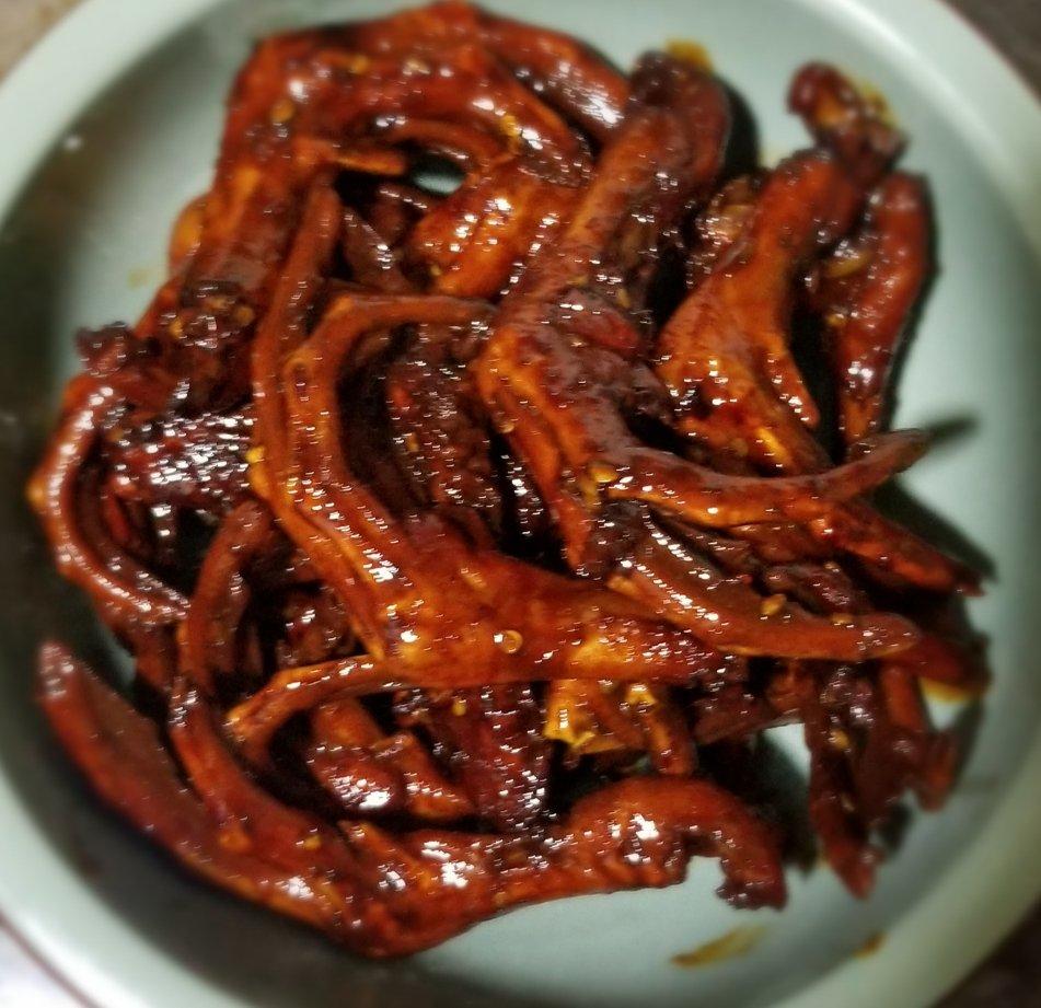 周黑鸭味～～～鸭翅 鸭爪