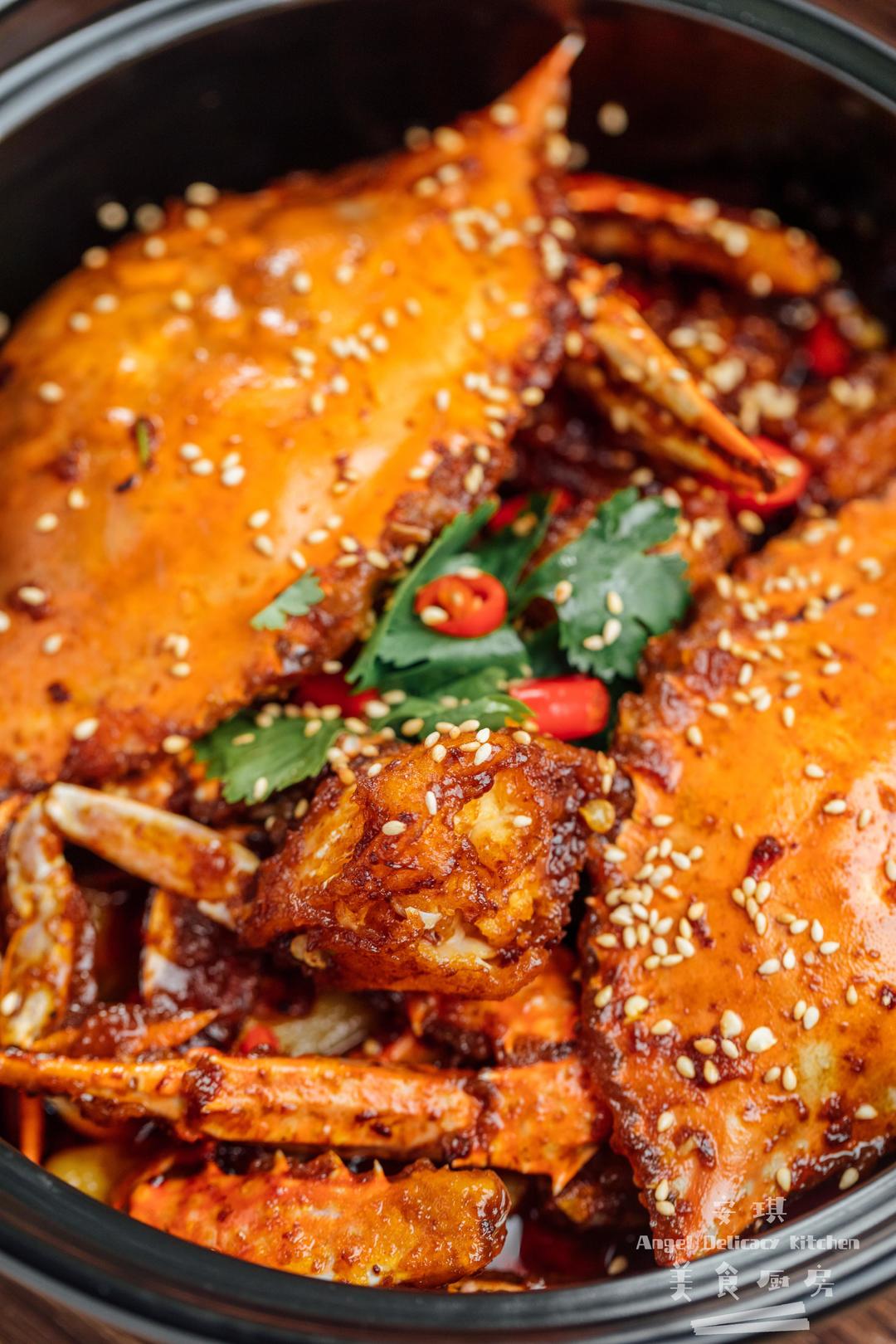 肉肥膏鲜，油香溢唇的香辣梭子蟹的做法