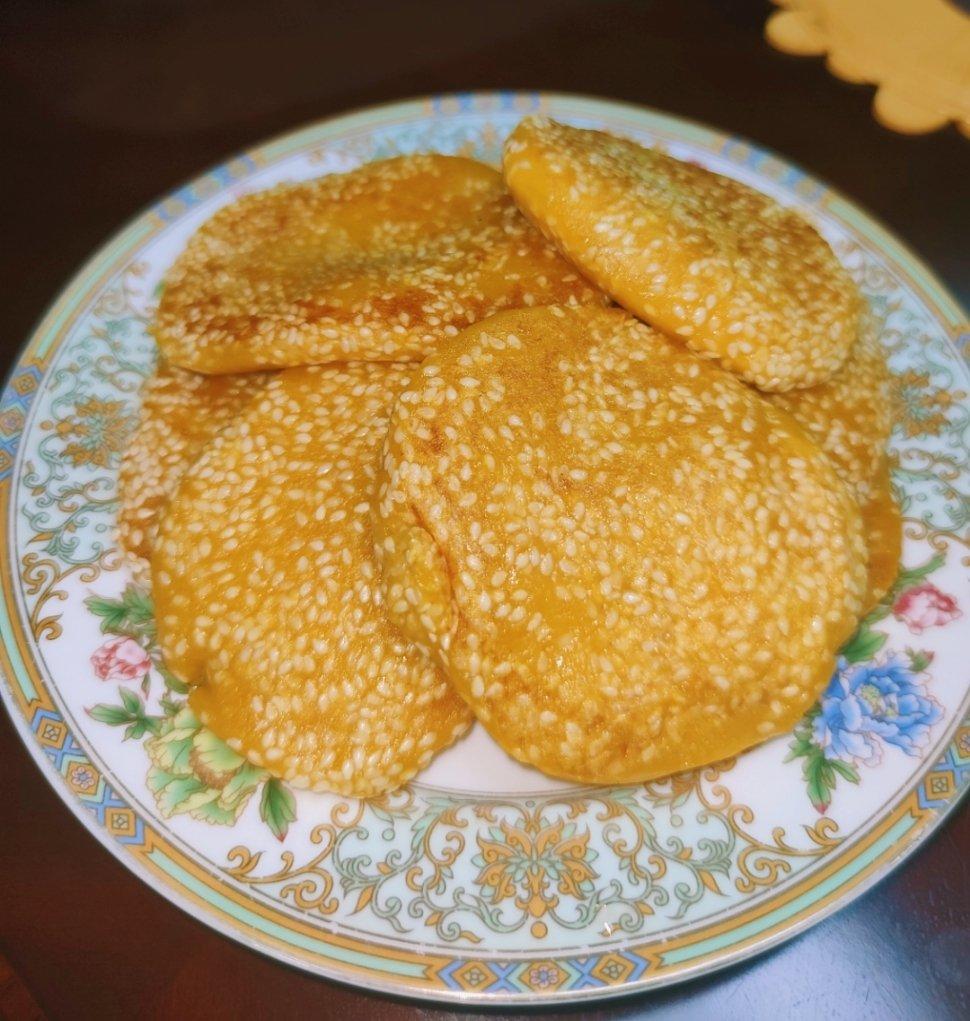 平底锅就能做!香甜软糯的南瓜饼