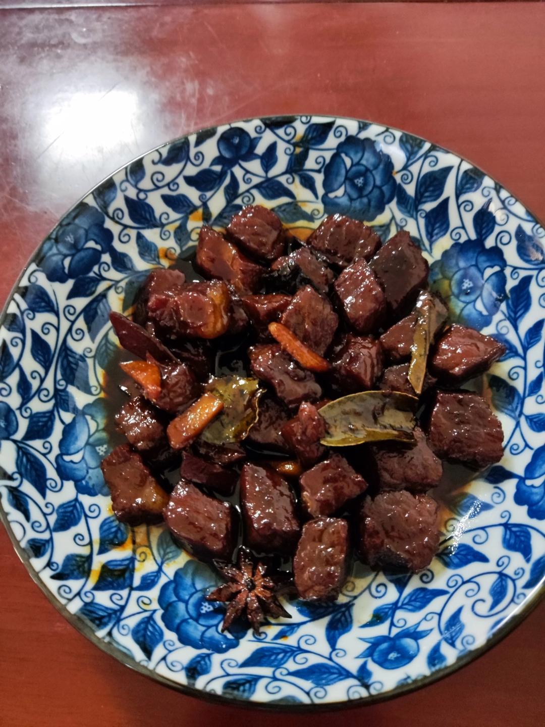 红烧牛肉(家庭版最好吃简单教程)