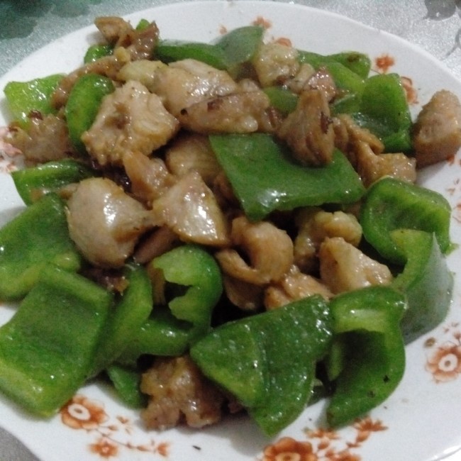 青椒炒鸡腿肉（大厨级别）