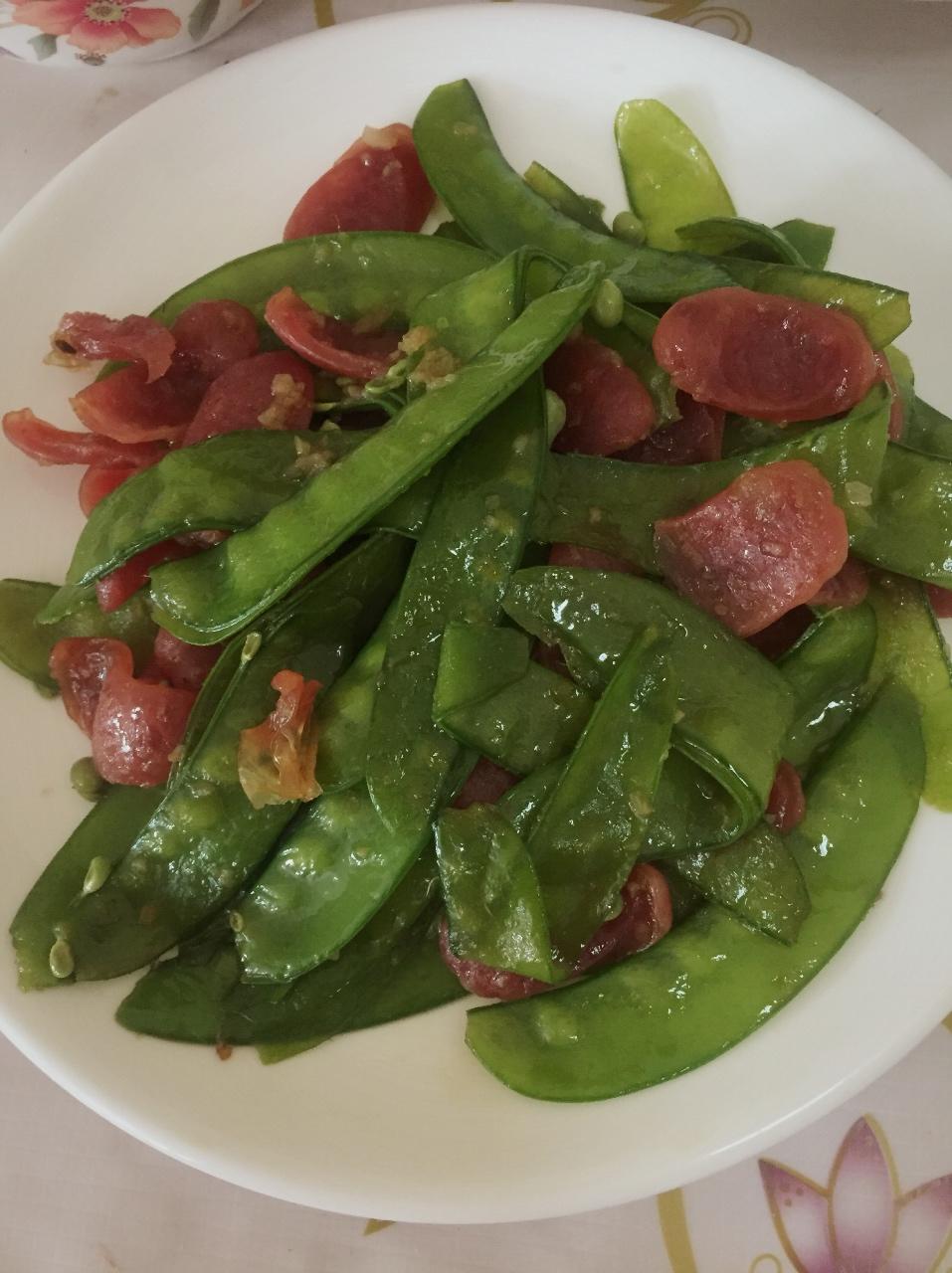 荷兰豆炒腊肉