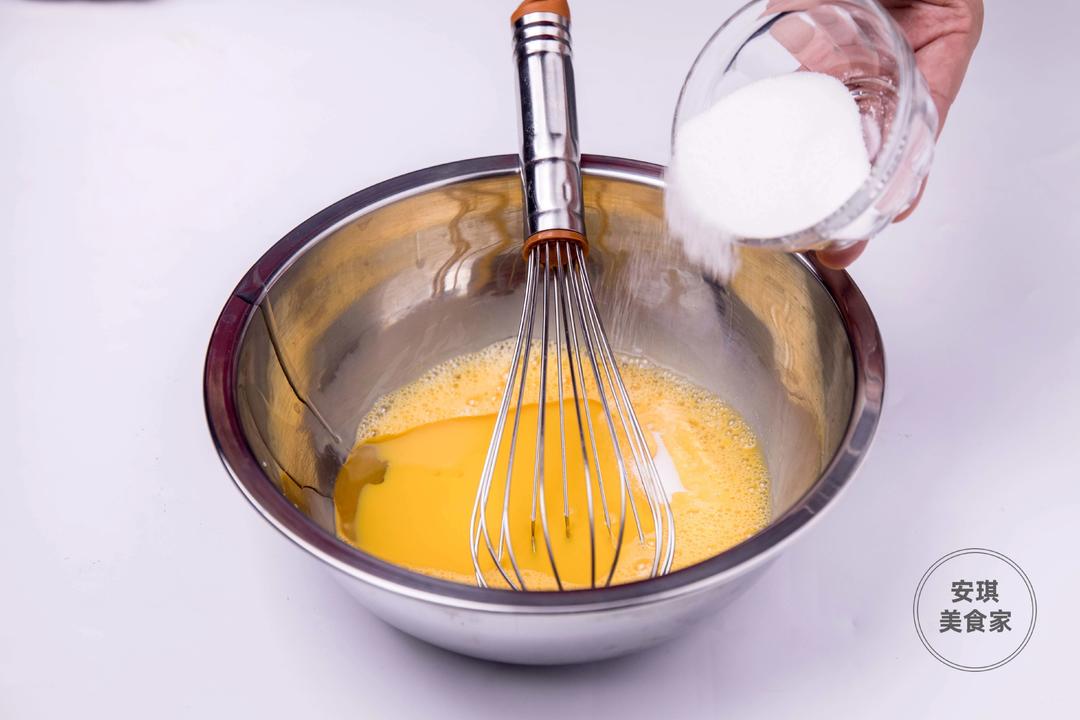 #秋日限定#栗子蛋糕卷的做法 步骤3