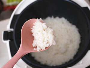 米饭培根卷的做法 步骤6
