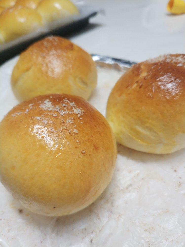 椰蓉奶香小餐包