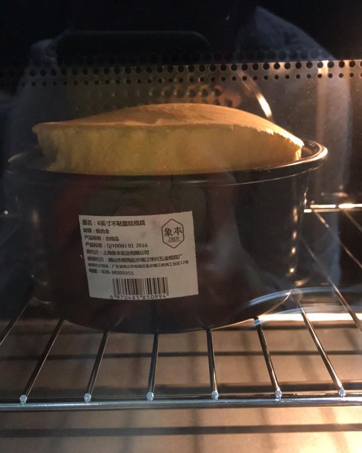 烤箱做蛋糕（戚风蛋糕的做法）
