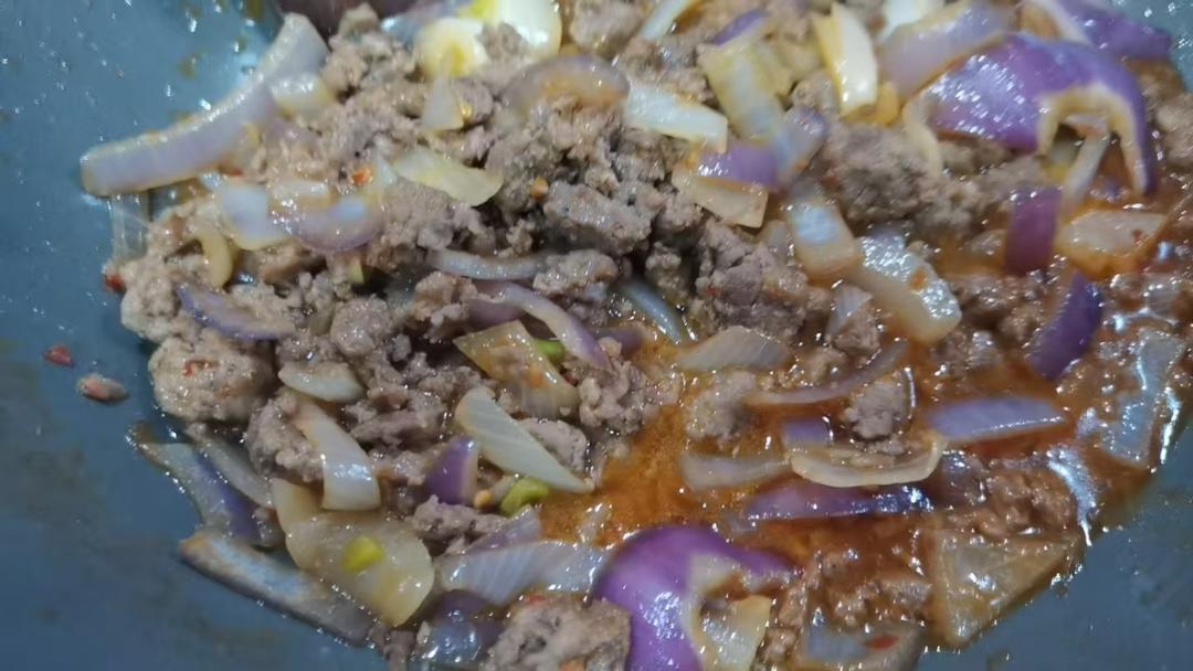 洋葱炒牛肉