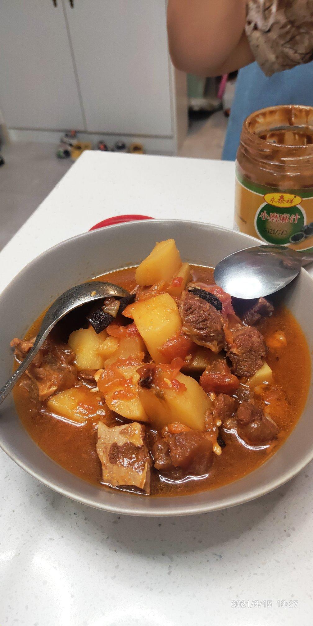 番茄土豆炖牛腩