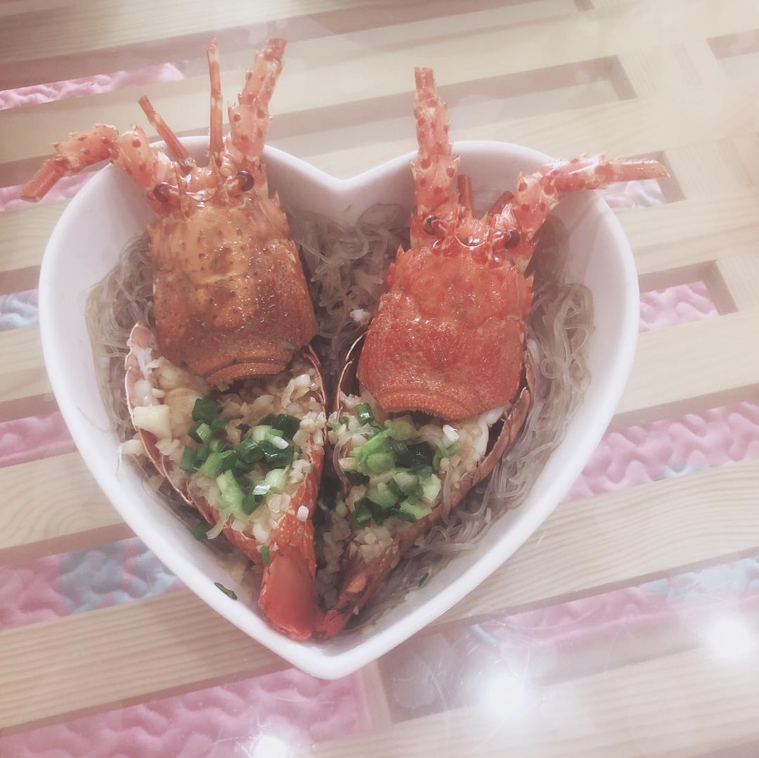 蒜蓉粉丝清蒸龙虾（小青龙）