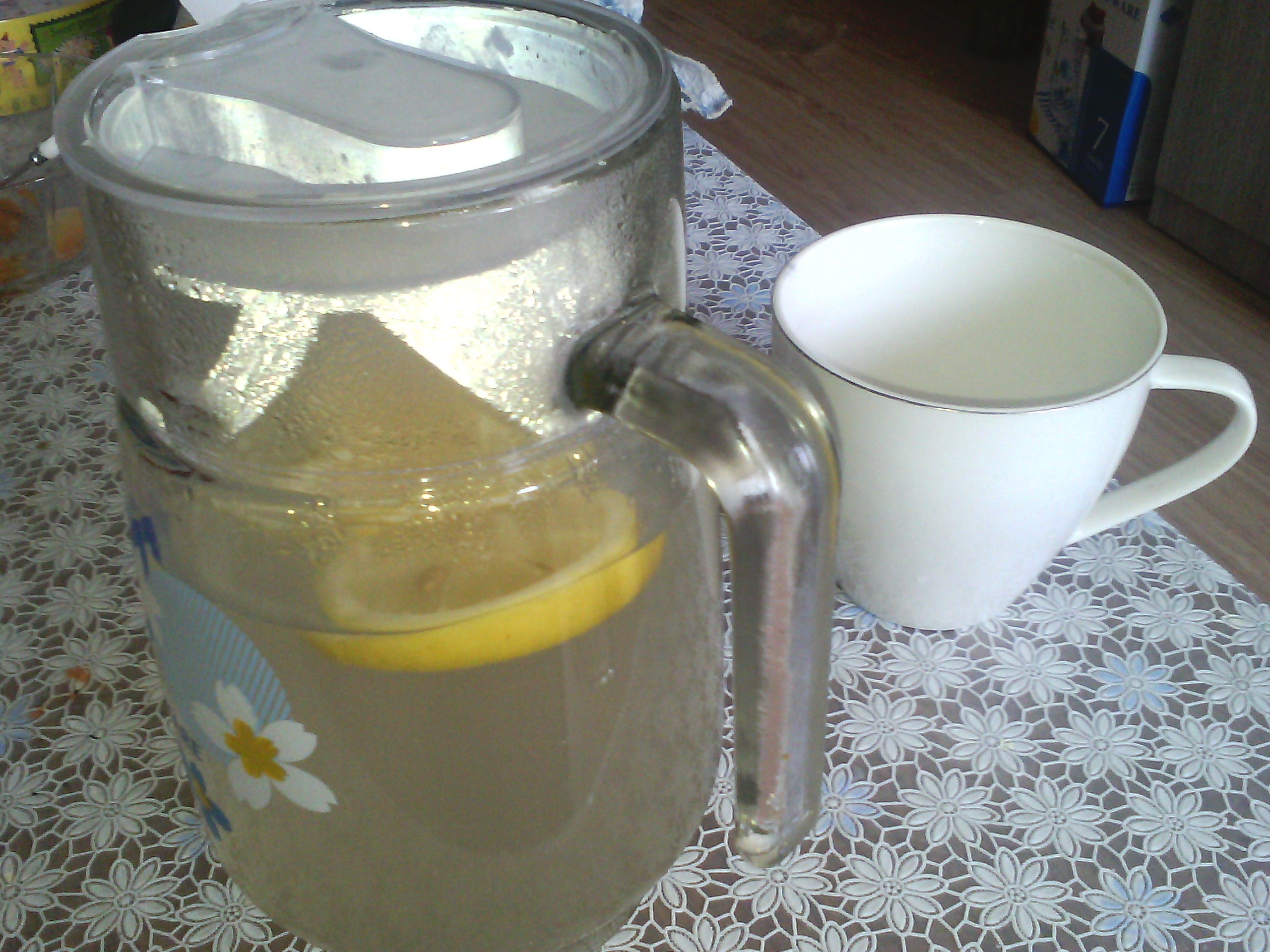 柠檬薏米水