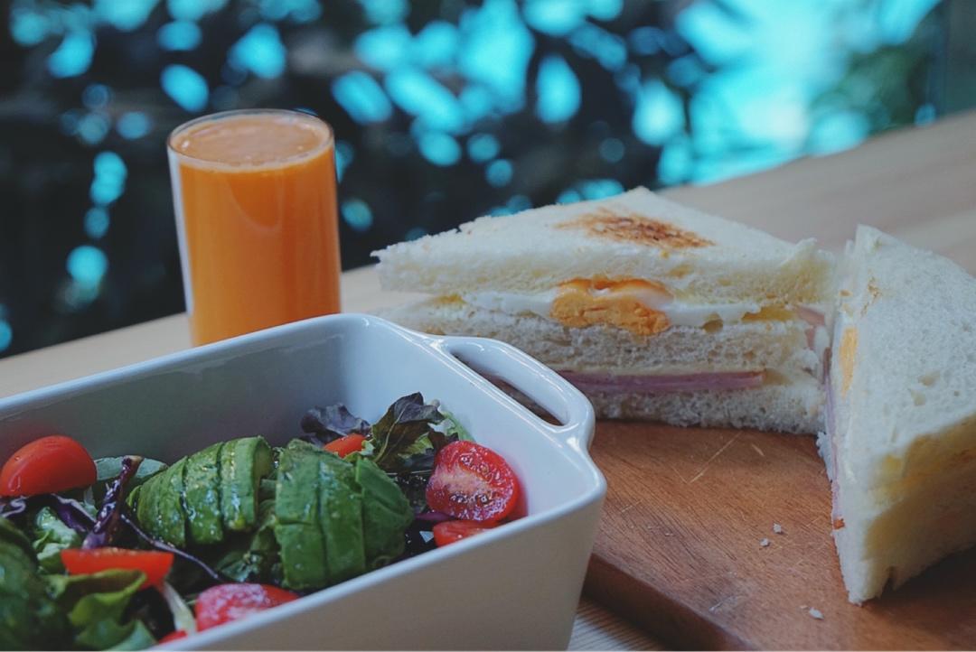 火腿芝士蛋三文治