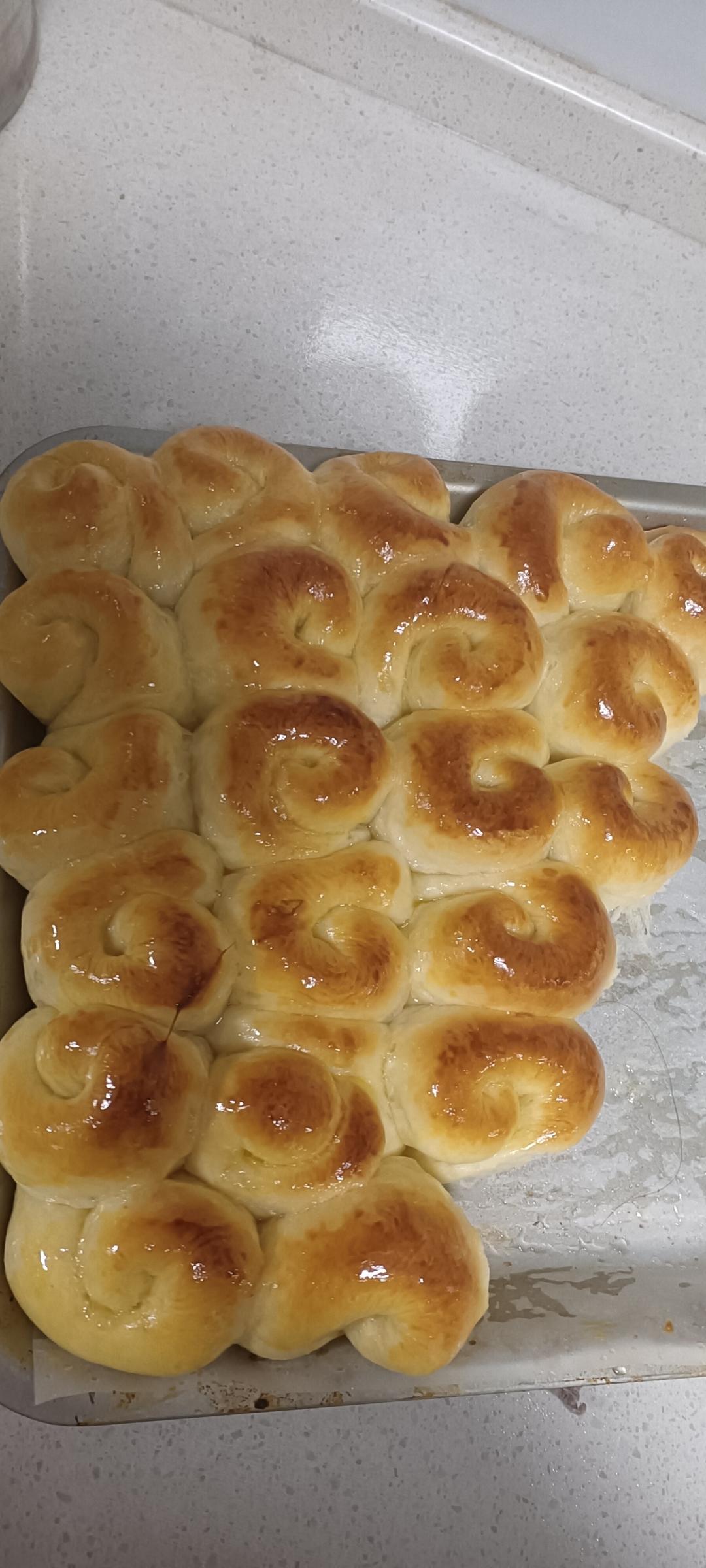 脆底蜂蜜小面包