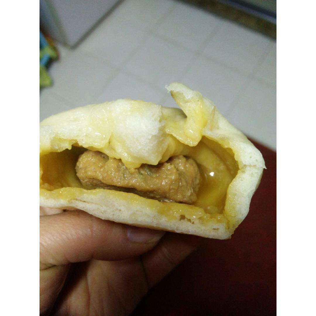 肉包子,杠杠的