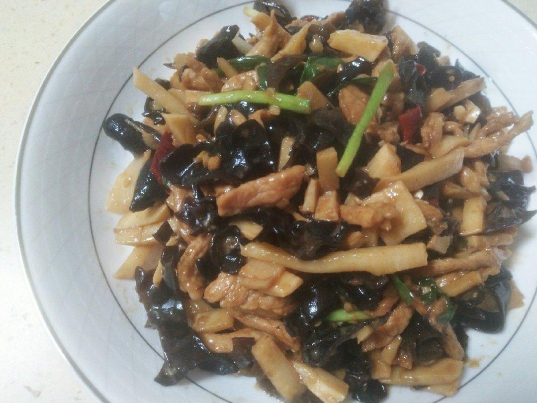 厨师长教你：“鱼香肉丝”的老式做法，味道很赞先收藏了