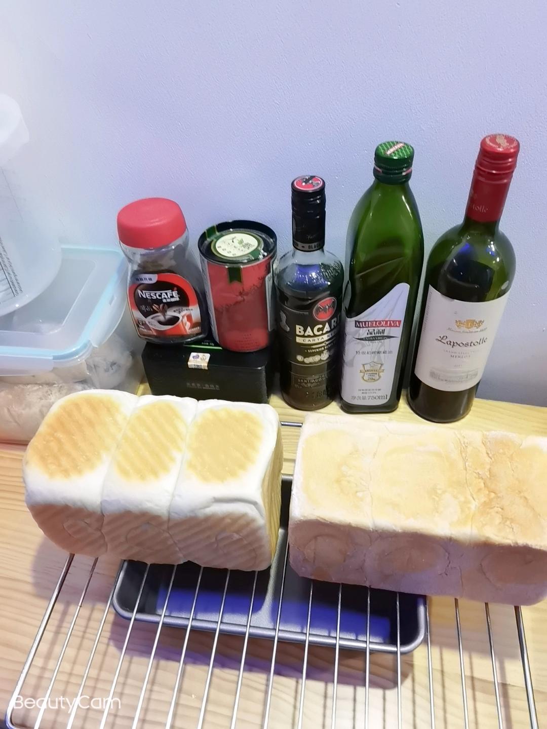 软到拿不起来的生吐司