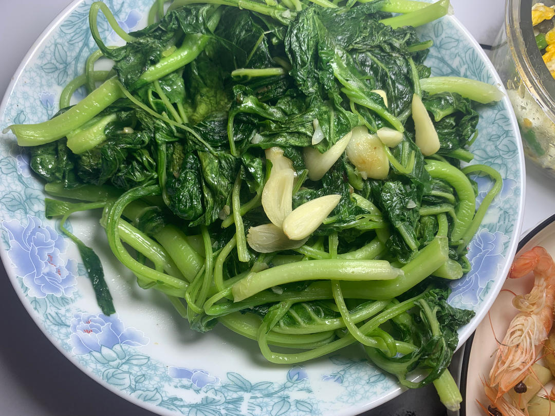 蒜茸炒红苋菜