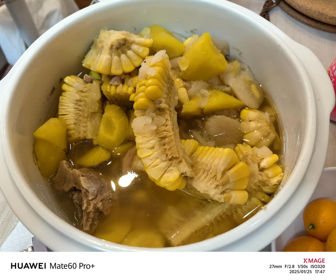 连吃三碗的玉米山药排骨汤