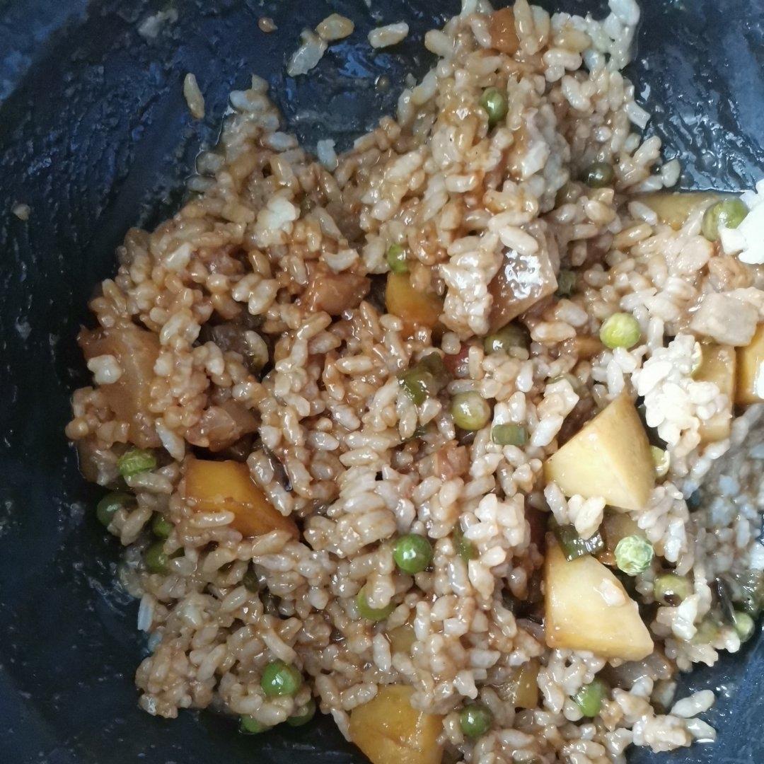 超级好吃的腊肉焖饭