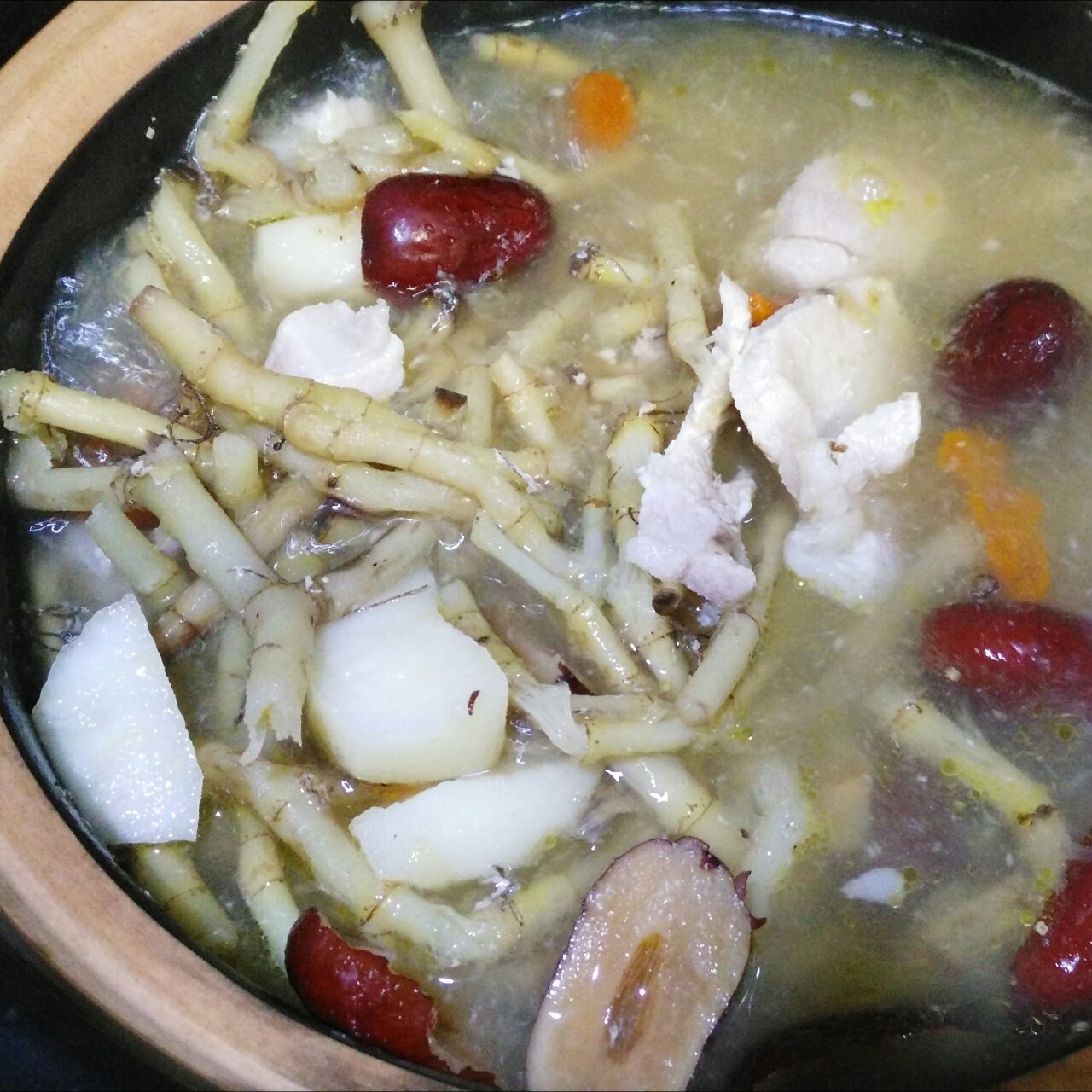 紫欣2005做的鱼腥草荸荠汤