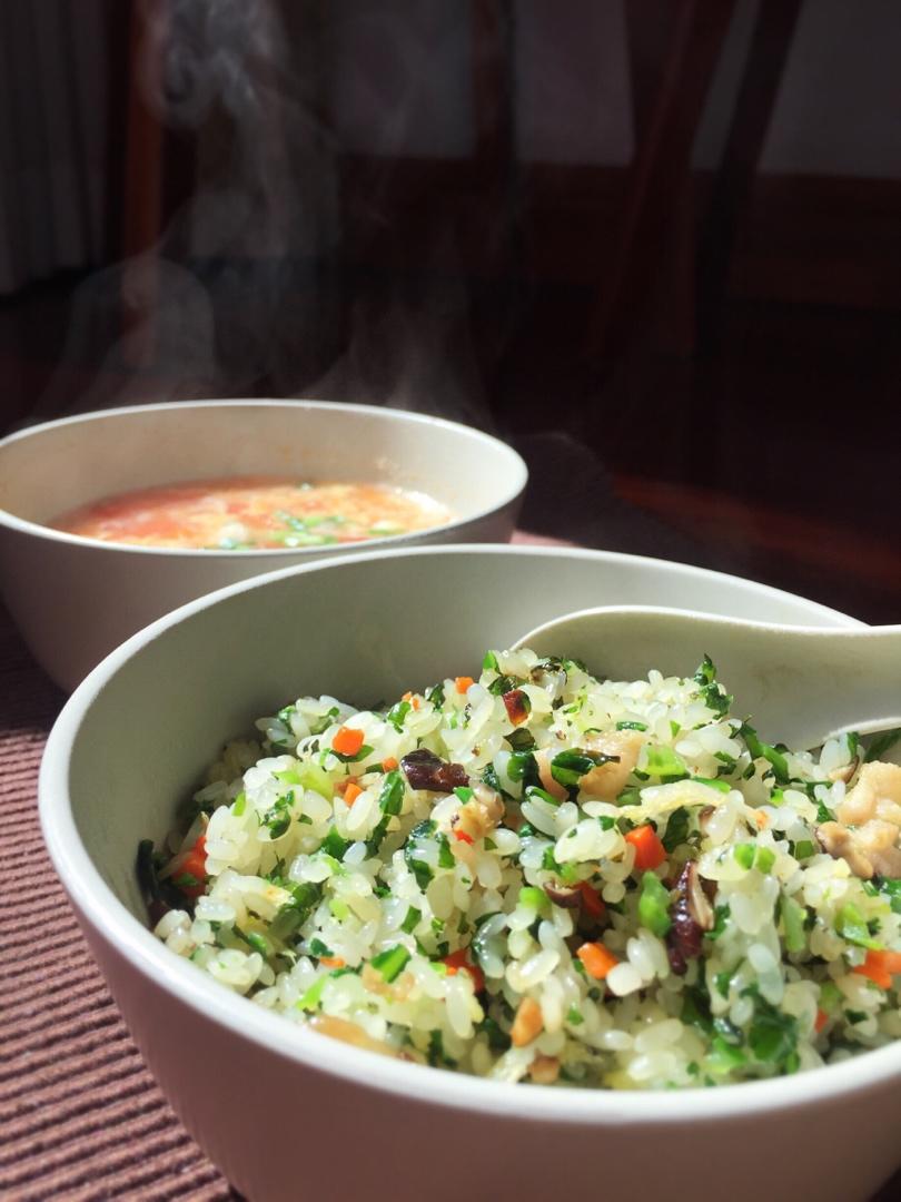 挽起秀发下厨房做的温州芥菜饭温州芥菜饭炒饭首页登