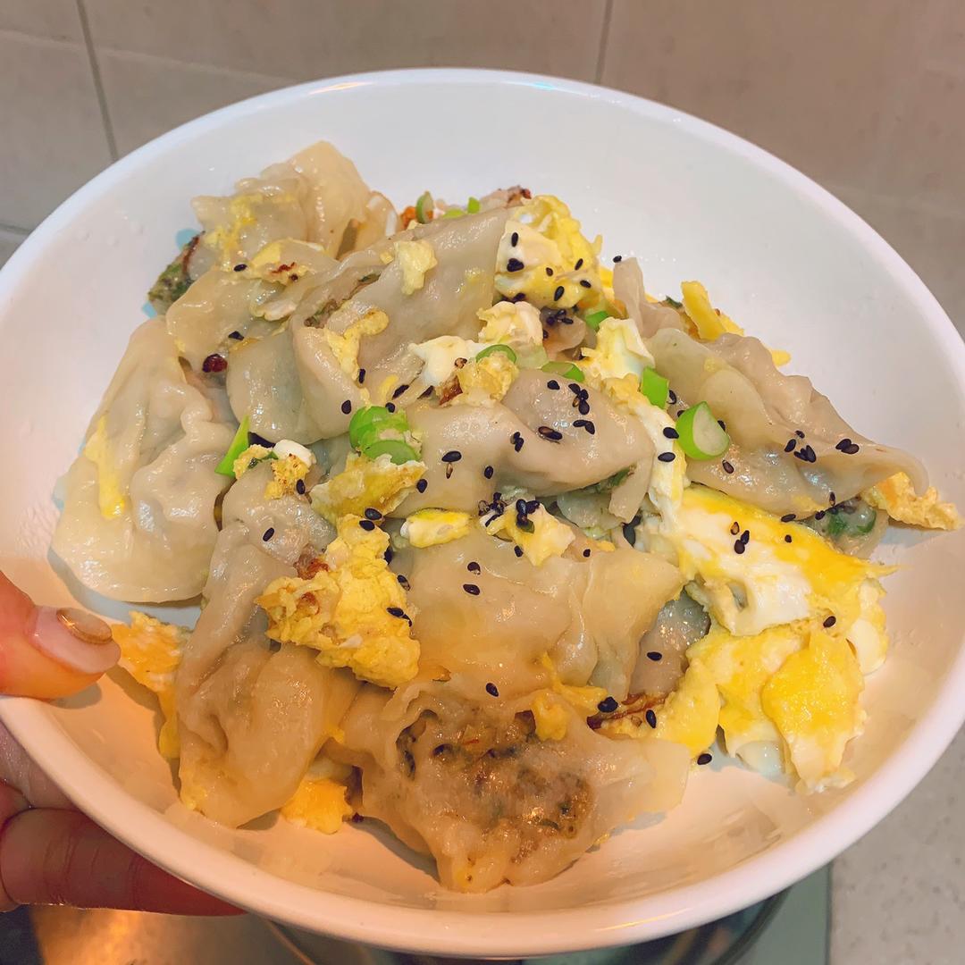 抱蛋煎饺