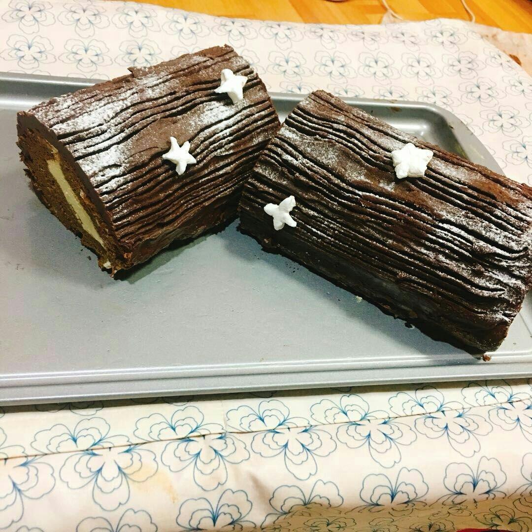 超简单圣诞树根蛋糕卷-超人气菜谱