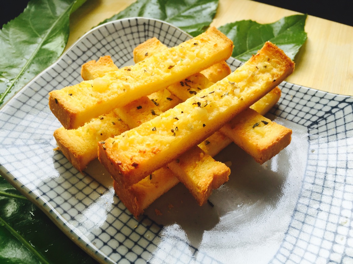 法香蒜蓉芝士烤吐司