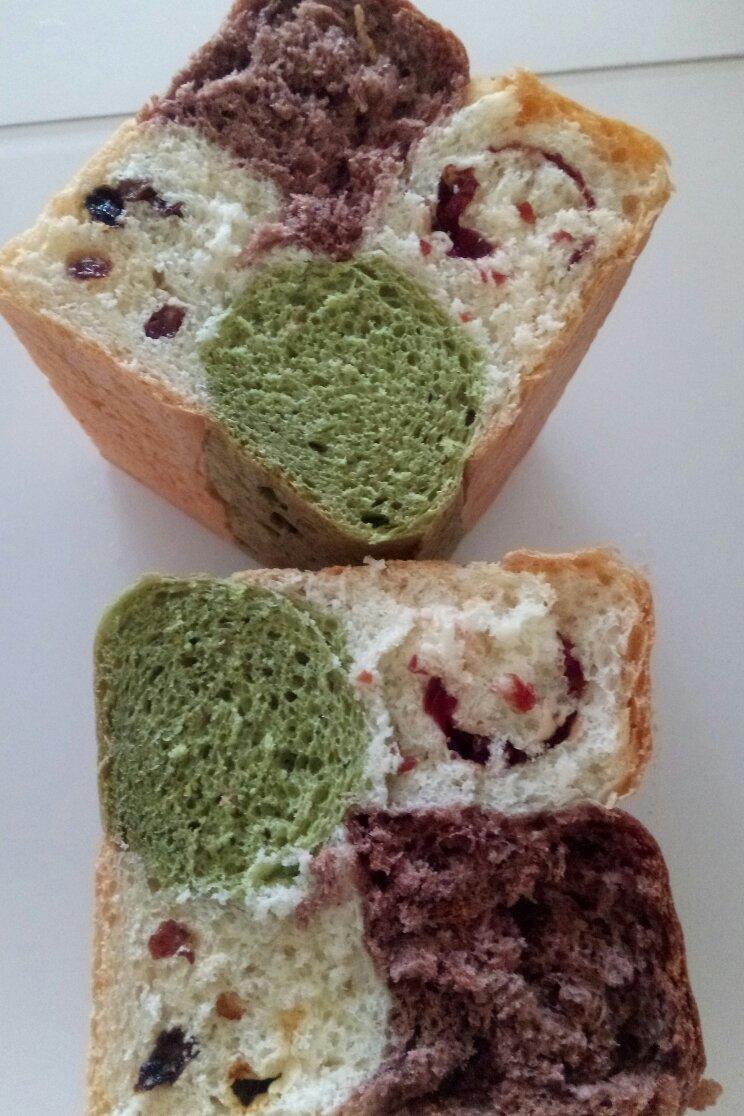 蔓越莓三色吐司