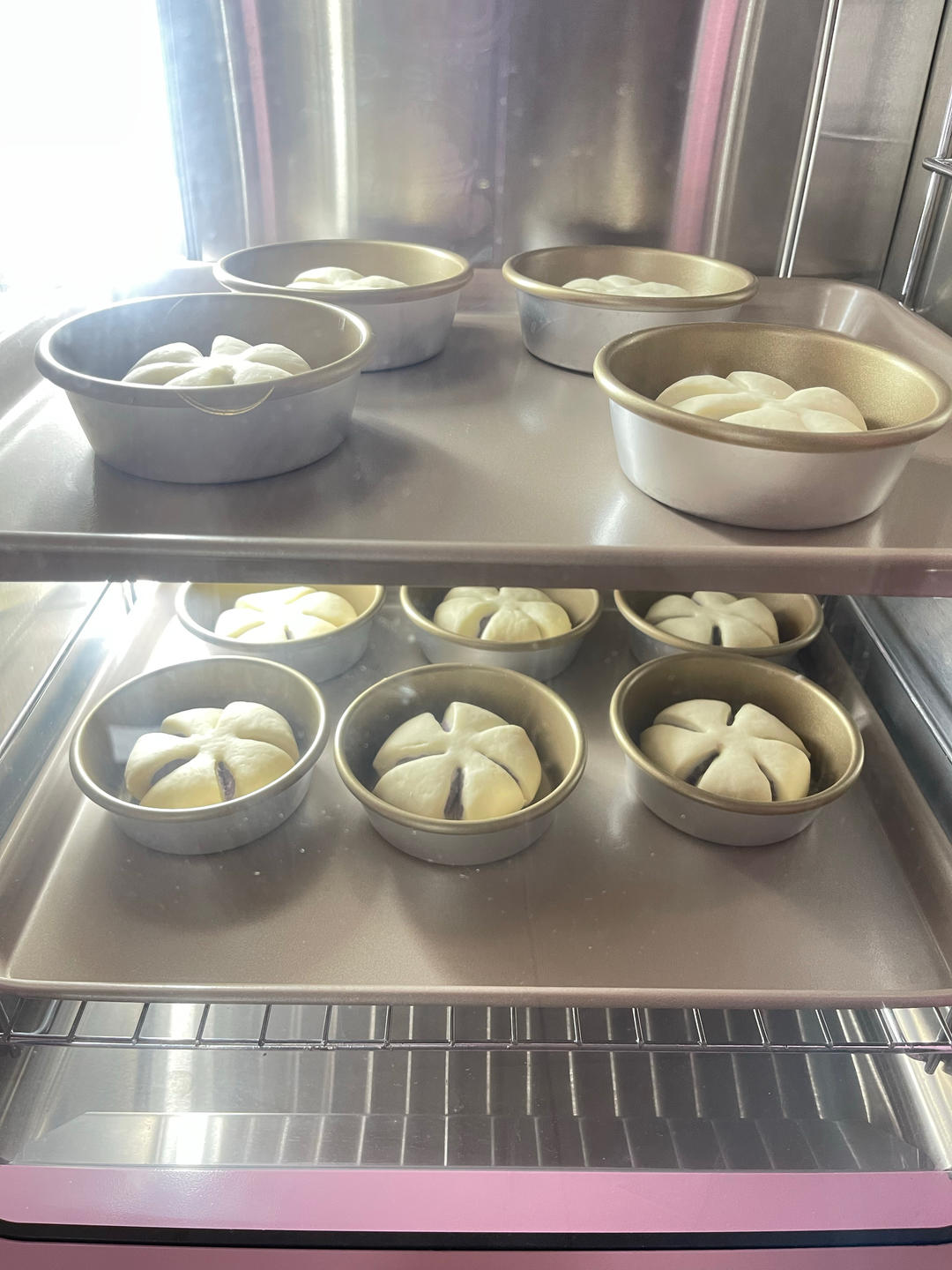 软噗噗的香芋小包