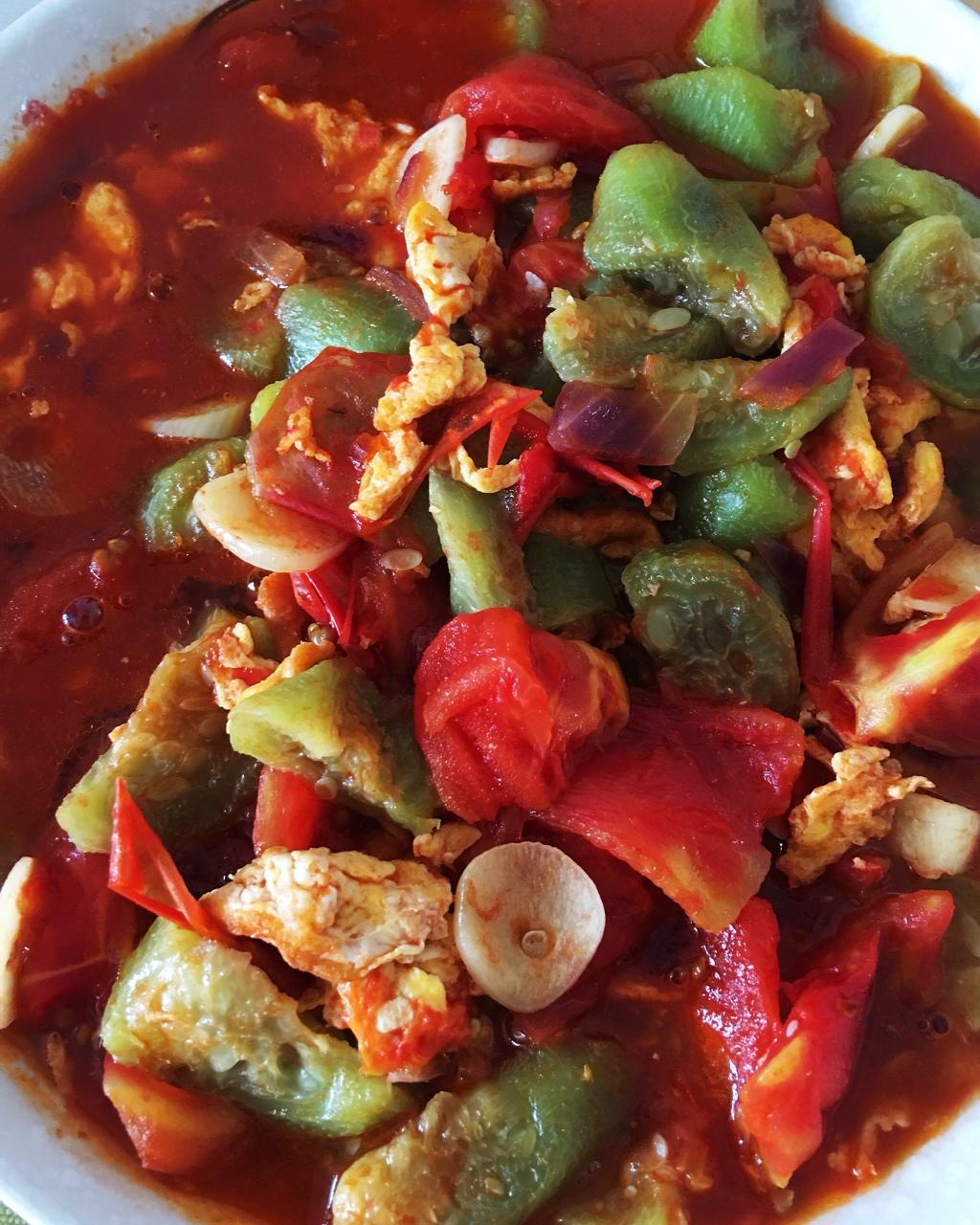 番茄丝瓜炒鸡蛋