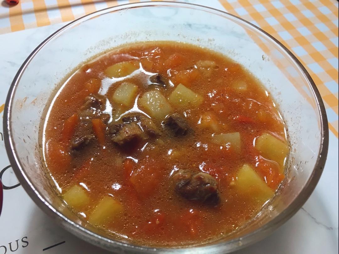 西红柿土豆炖牛肉
