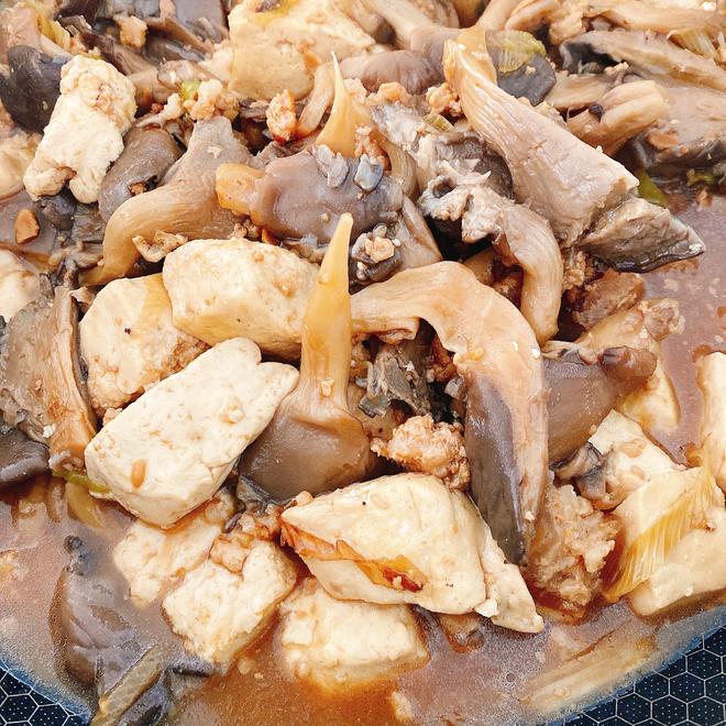 小新菜-豆腐炖平菇的做法