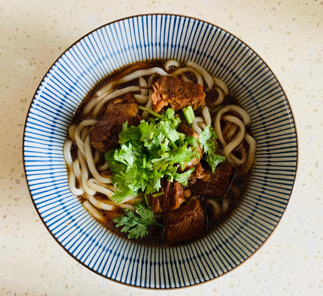 红烧牛肉面