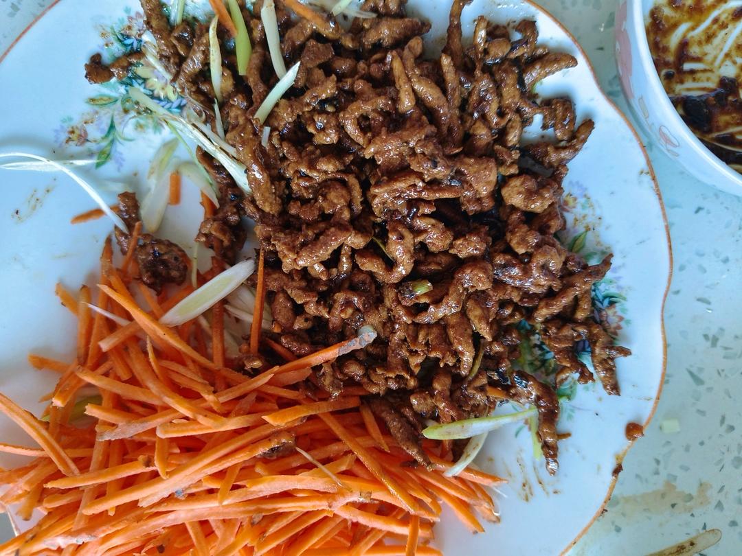 京酱肉丝