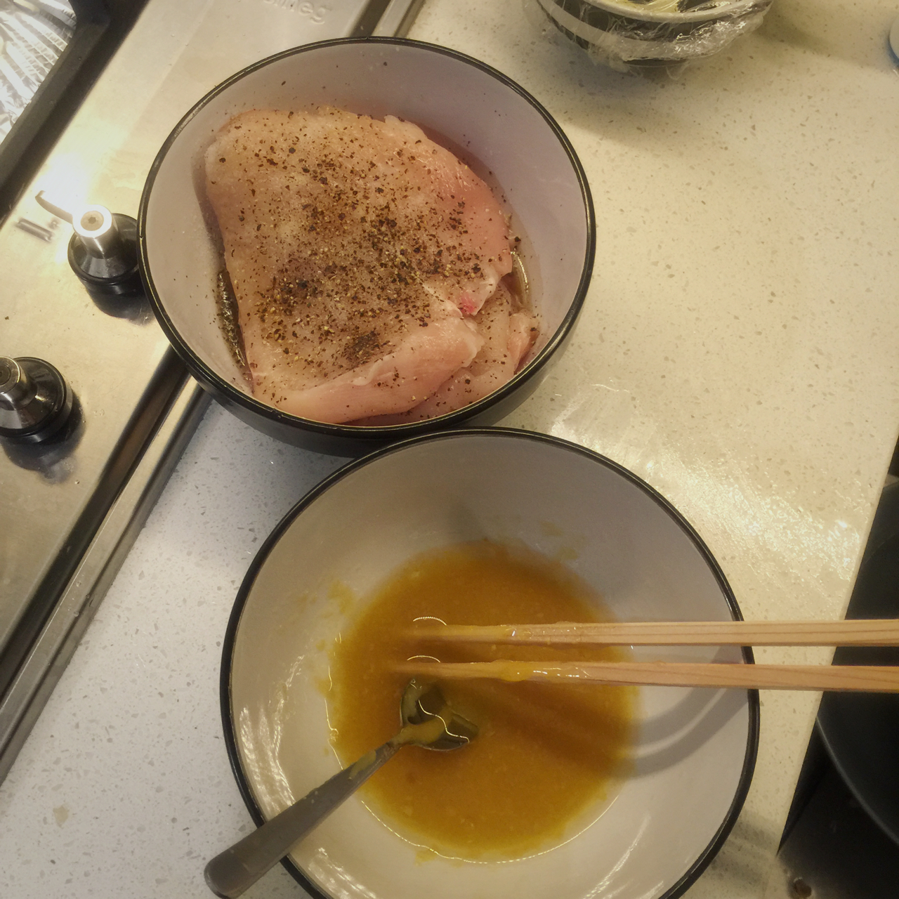 酷炫屌炸天好吃的煎鸡胸肉（香蒜蜂蜜煎鸡胸肉）