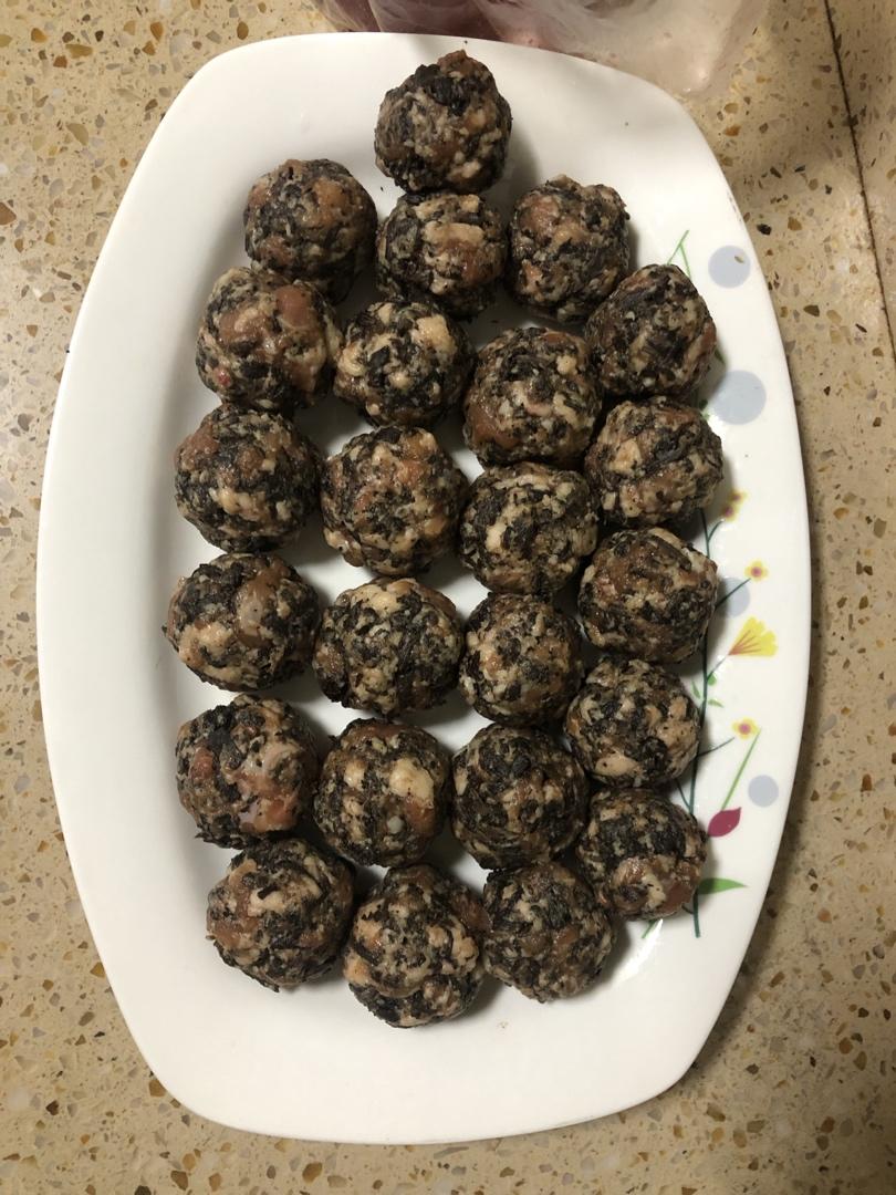温州梅干菜肉丸子