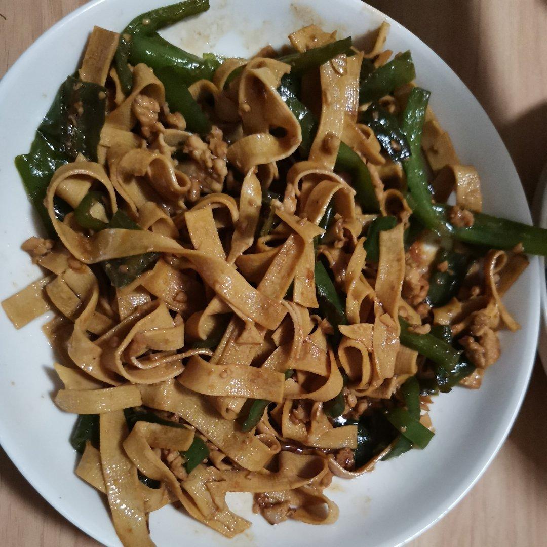 青椒肉丝千张小炒