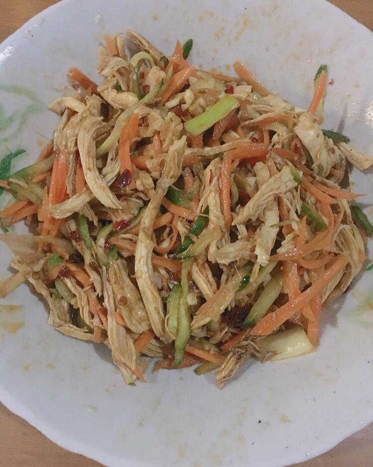 凉拌鸡丝