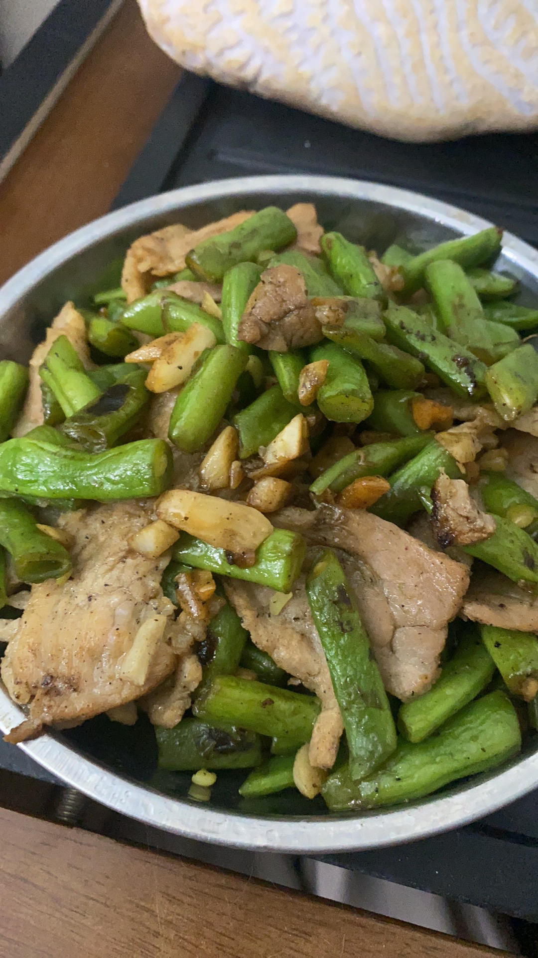 五花肉炒四季豆