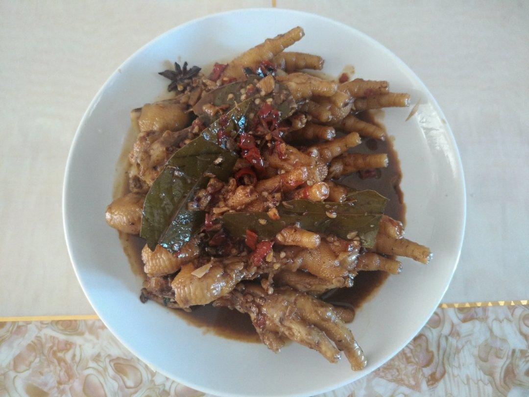 秘制鸡爪(做法简单但好吃到停不下来)