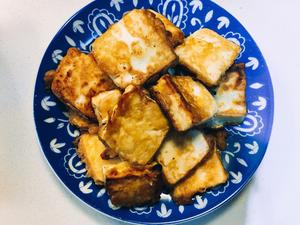 虾头炖豆腐的做法 步骤3